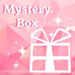 Mystery Box | Cute Clothes | BUNDLE